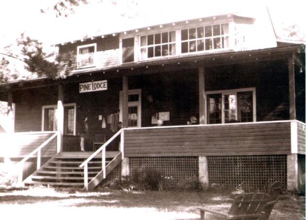 Pine Lodge Muskoka Хантсвилл Экстерьер фото